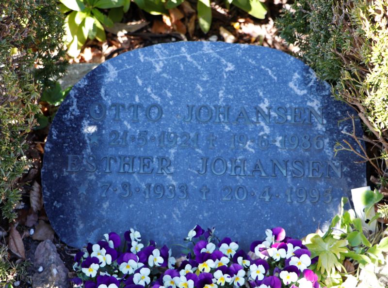 Esther Johansen.JPG